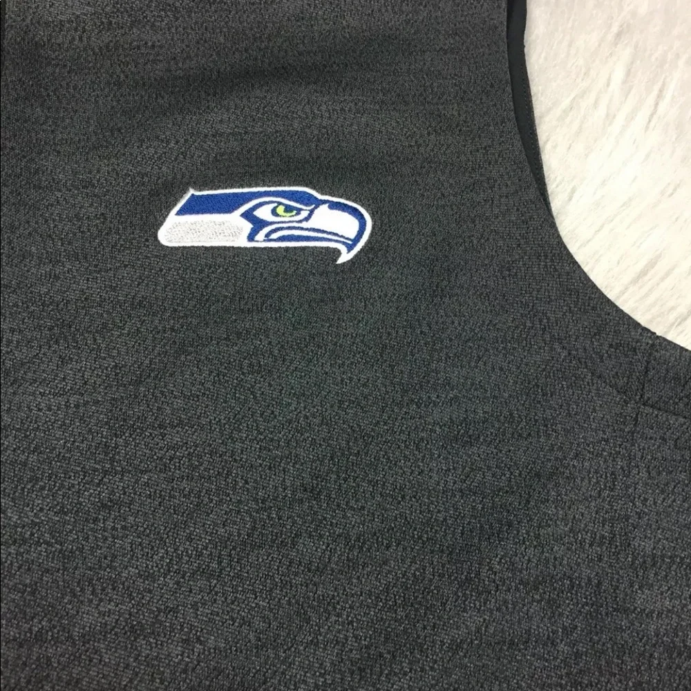 Nike Golf Men’s Gray Black Vest Seattle Seahawks NFL Sz Small